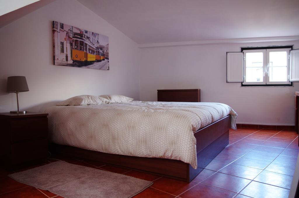 Lisbon Sloped Ceiling Apartment Exterior foto