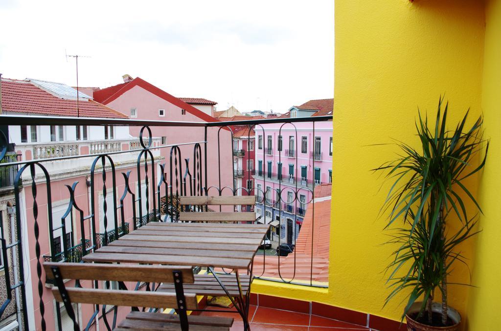 Lisbon Sloped Ceiling Apartment Exterior foto